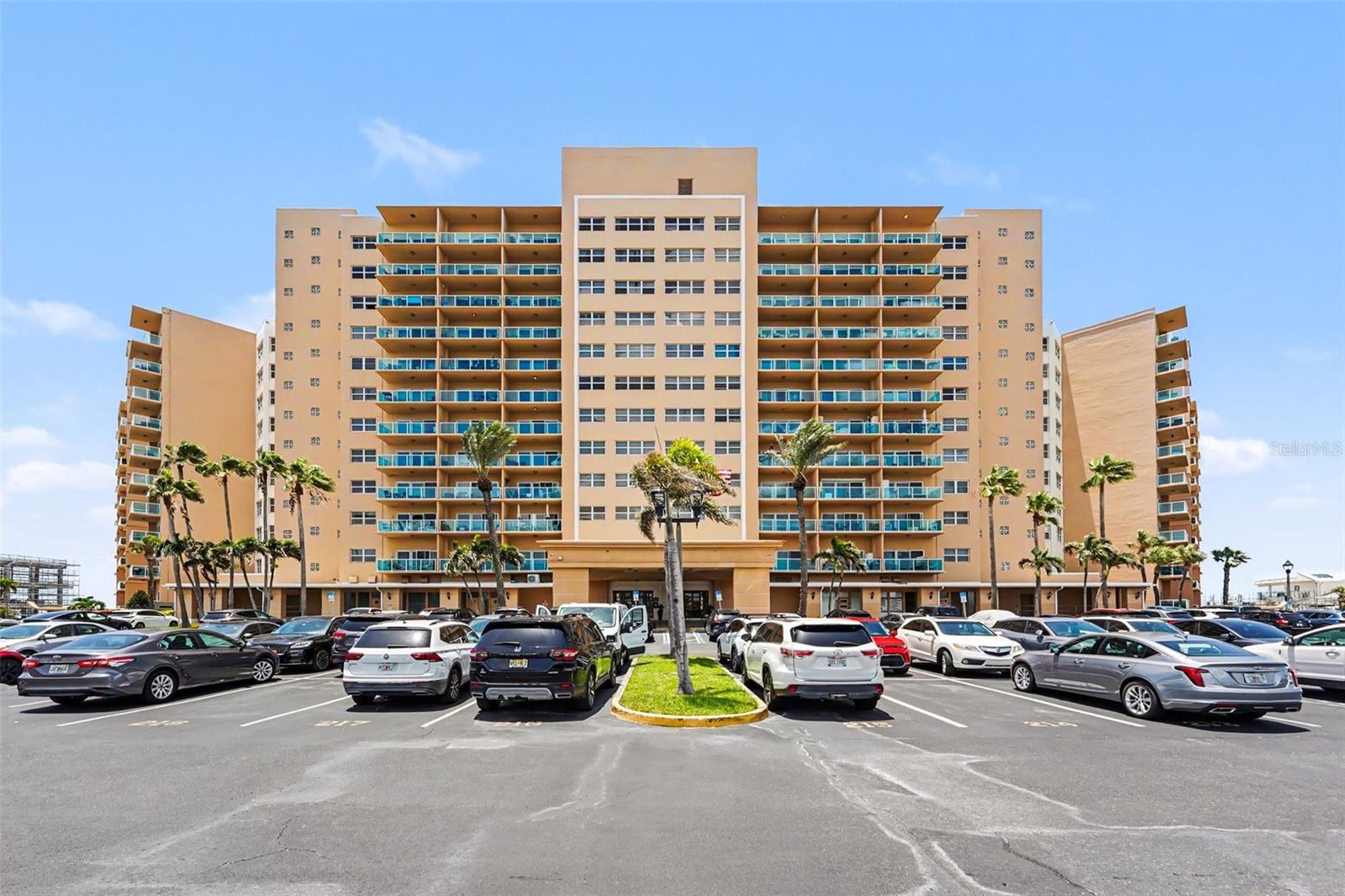 REGATTA BEACH CLUB CONDO - Residential