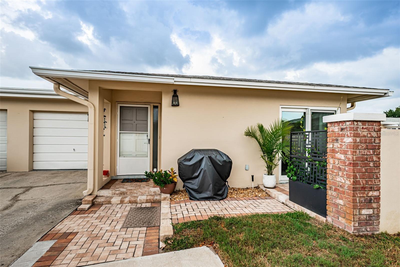 HIGHLAND LAKES CONDO - Residential