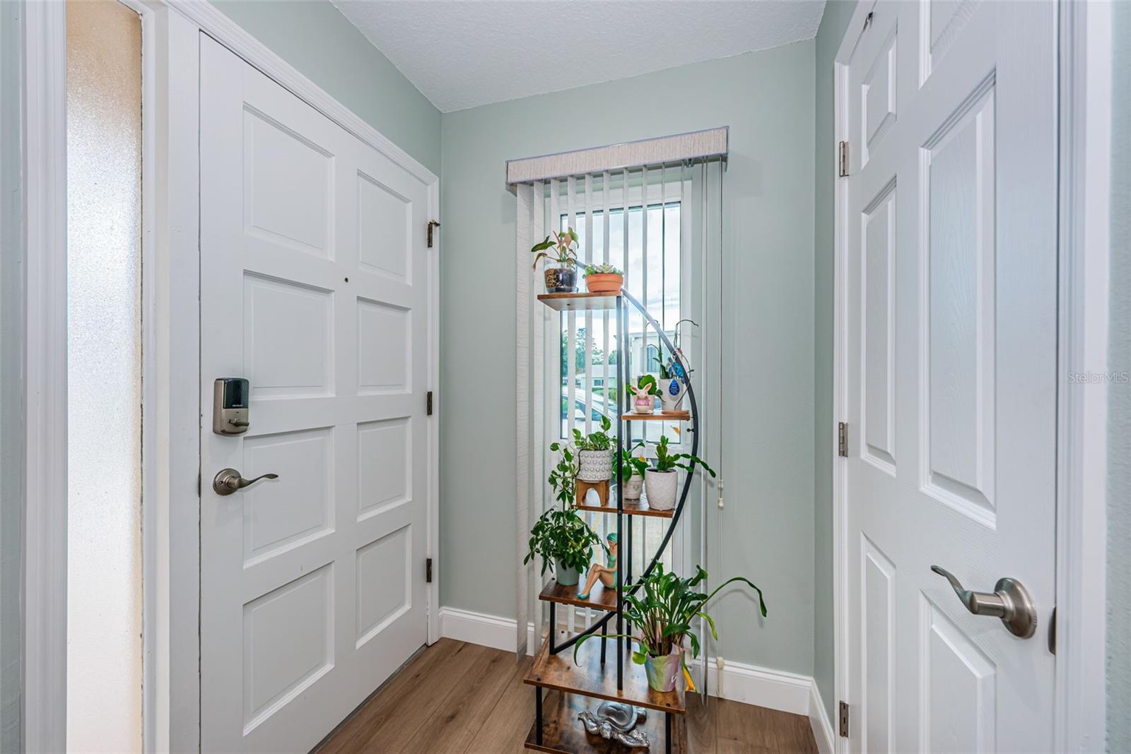 HIGHLAND LAKES CONDO - Residential
