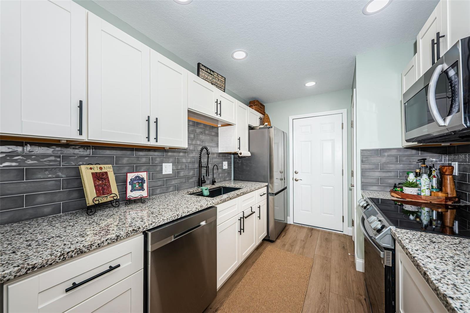 HIGHLAND LAKES CONDO - Residential