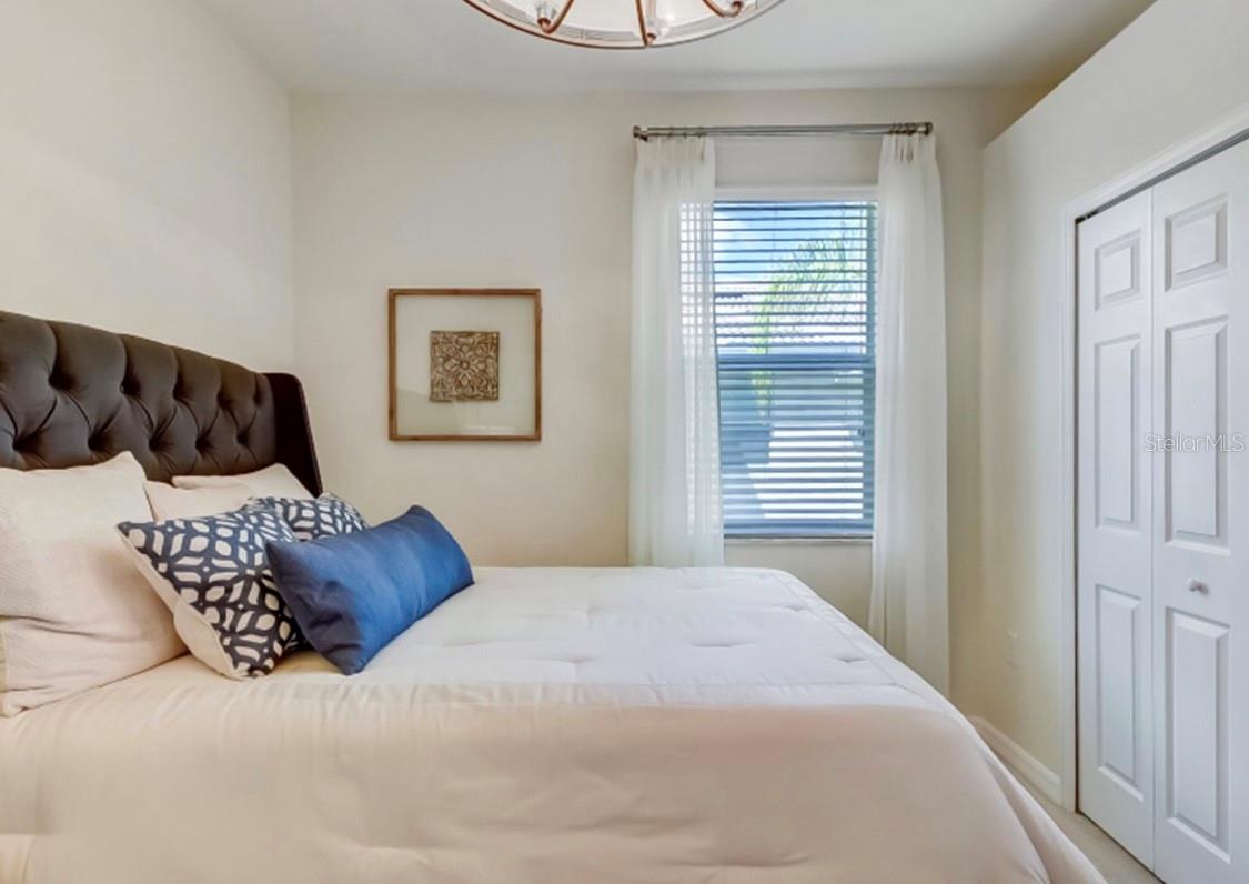 LORRAINE LAKES PH IIA - Residential Lease