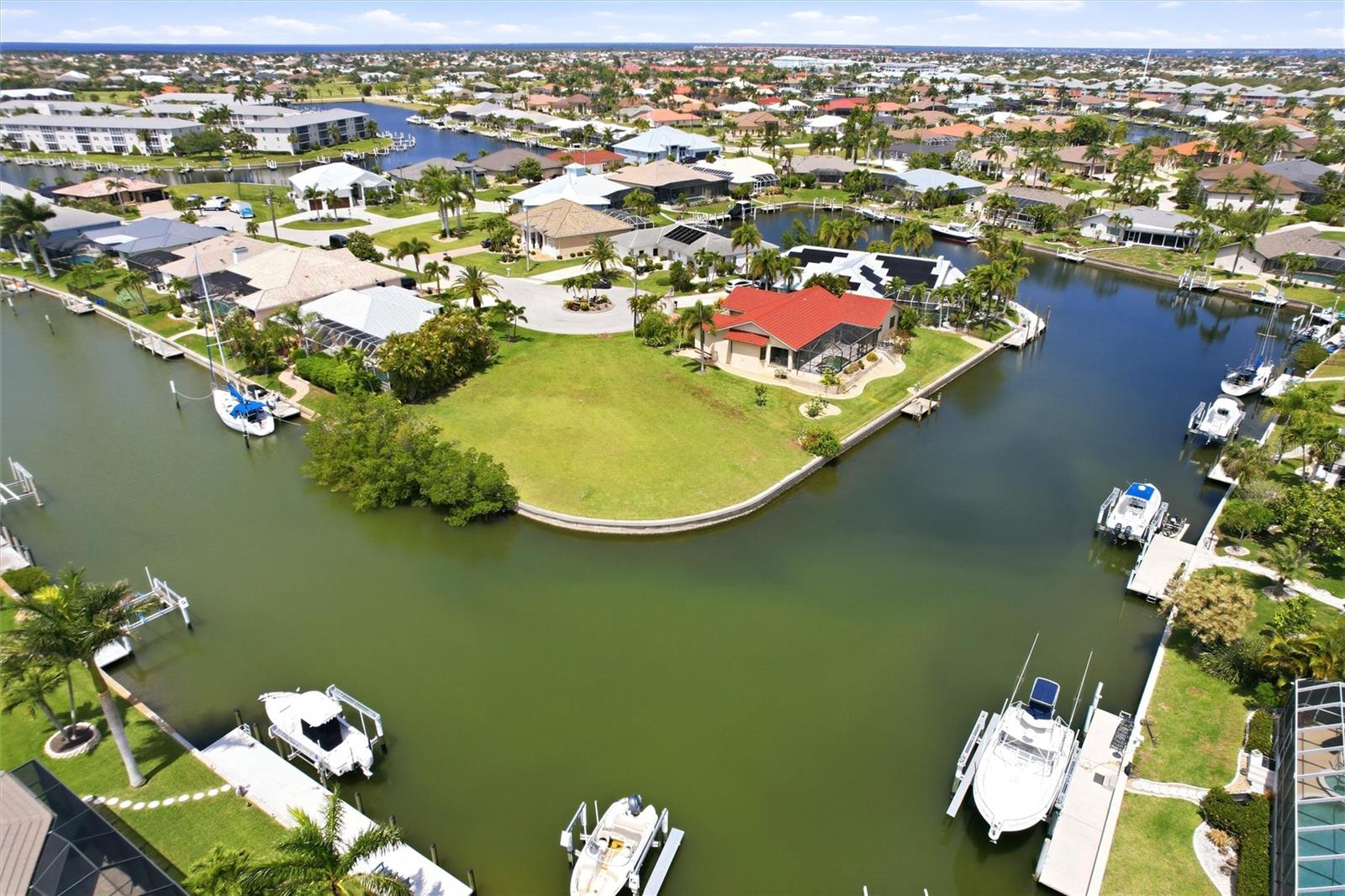 PUNTA GORDA ISLES SEC 14 - Land