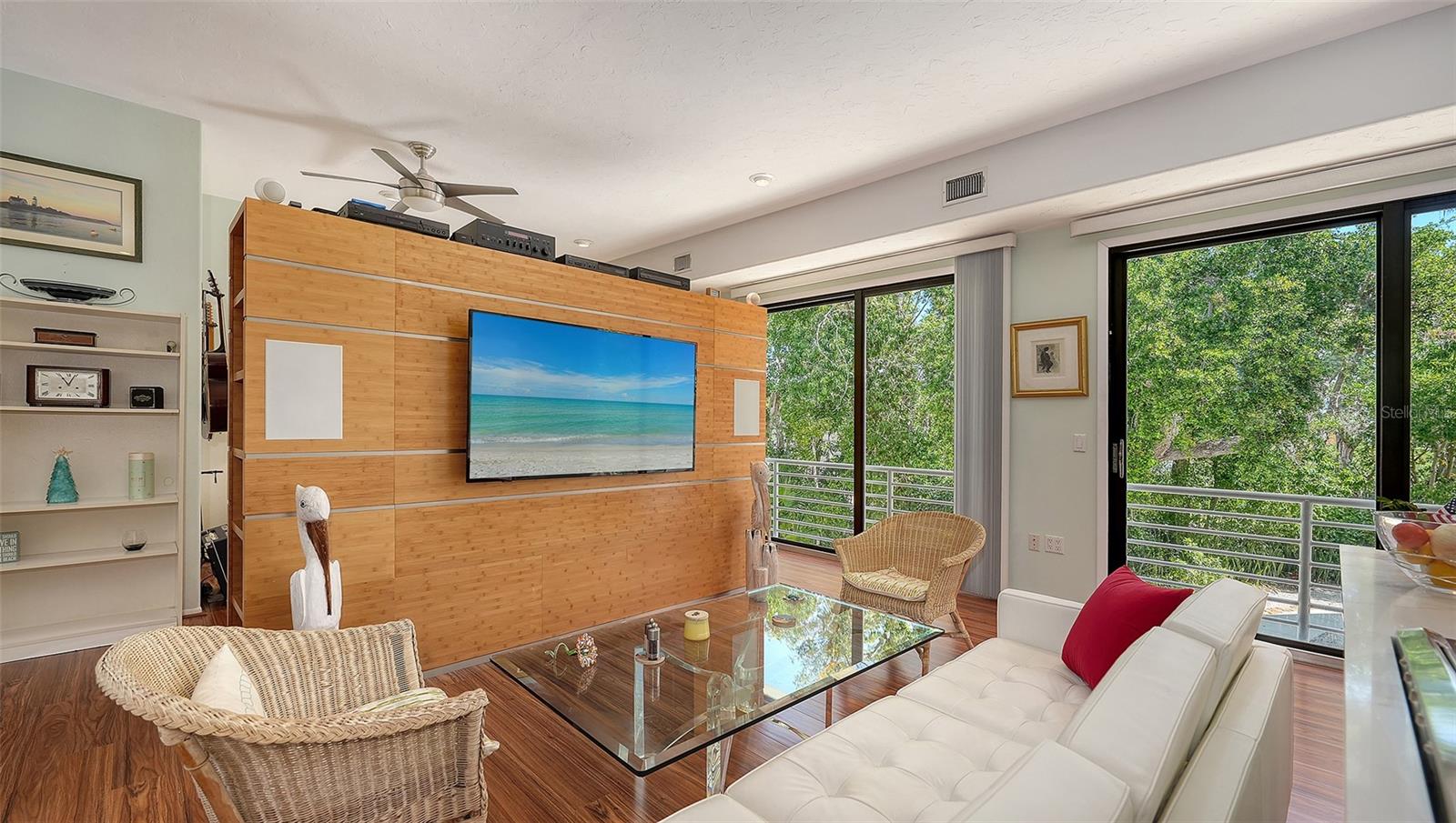 COCOANUT BAYOU - Residential