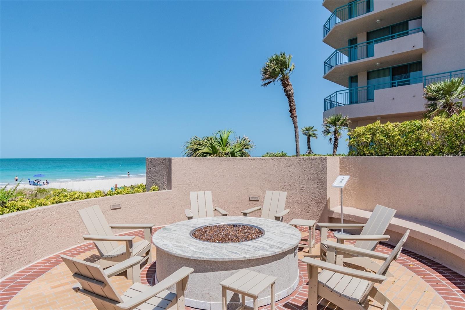ULTIMAR THREE CONDO - Residential