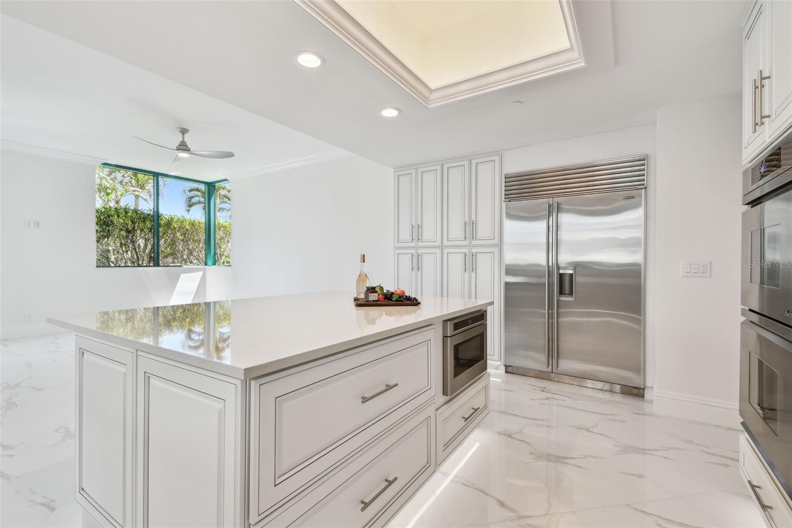 ULTIMAR THREE CONDO - Residential