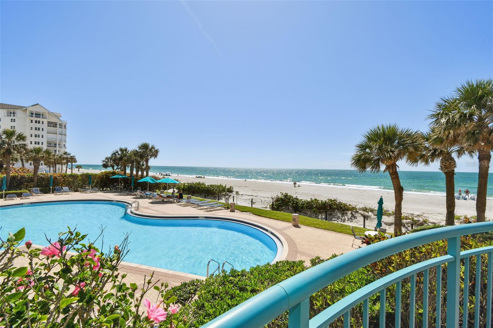 ULTIMAR THREE CONDO - Residential