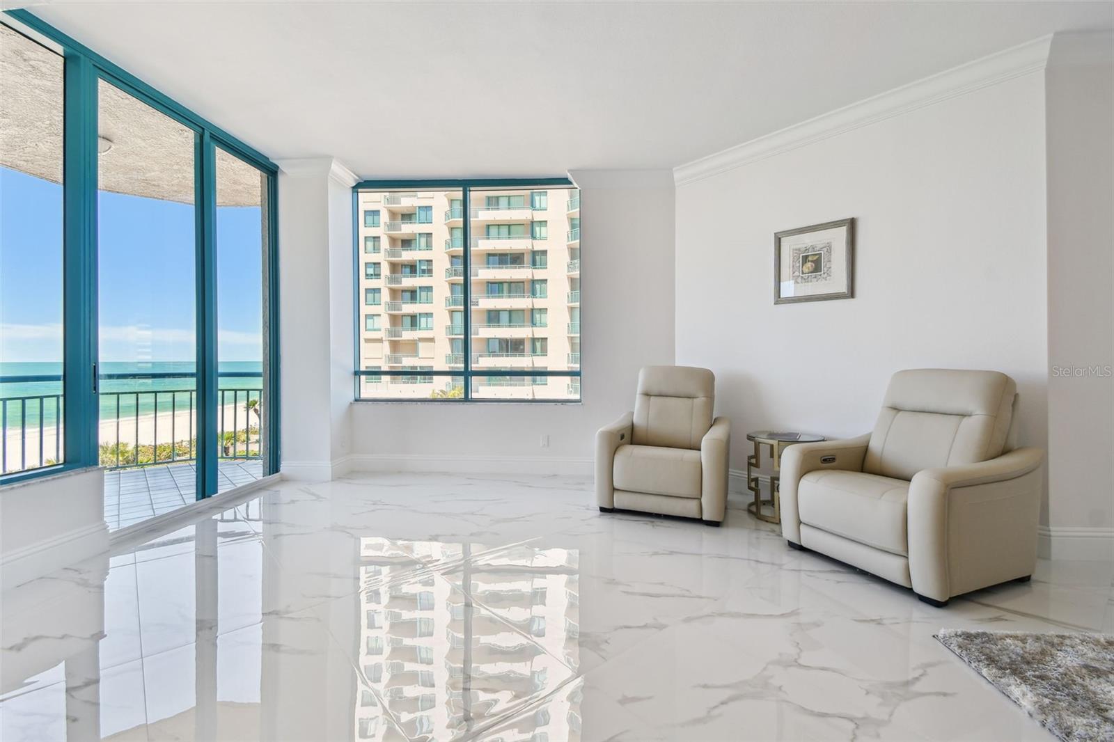 ULTIMAR THREE CONDO - Residential