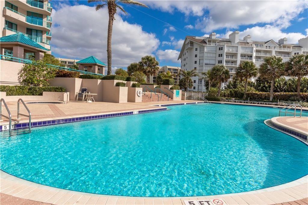 ULTIMAR THREE CONDO - Residential