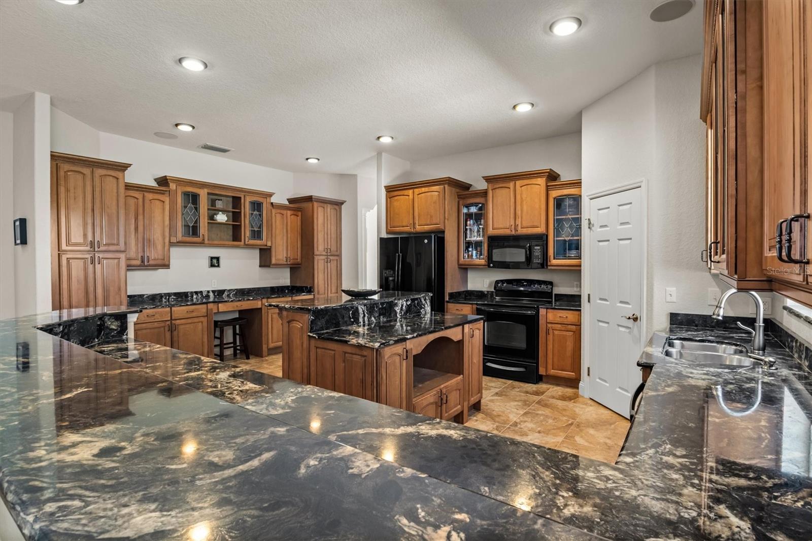 CROOKED LAKE MEADOWS - Residential