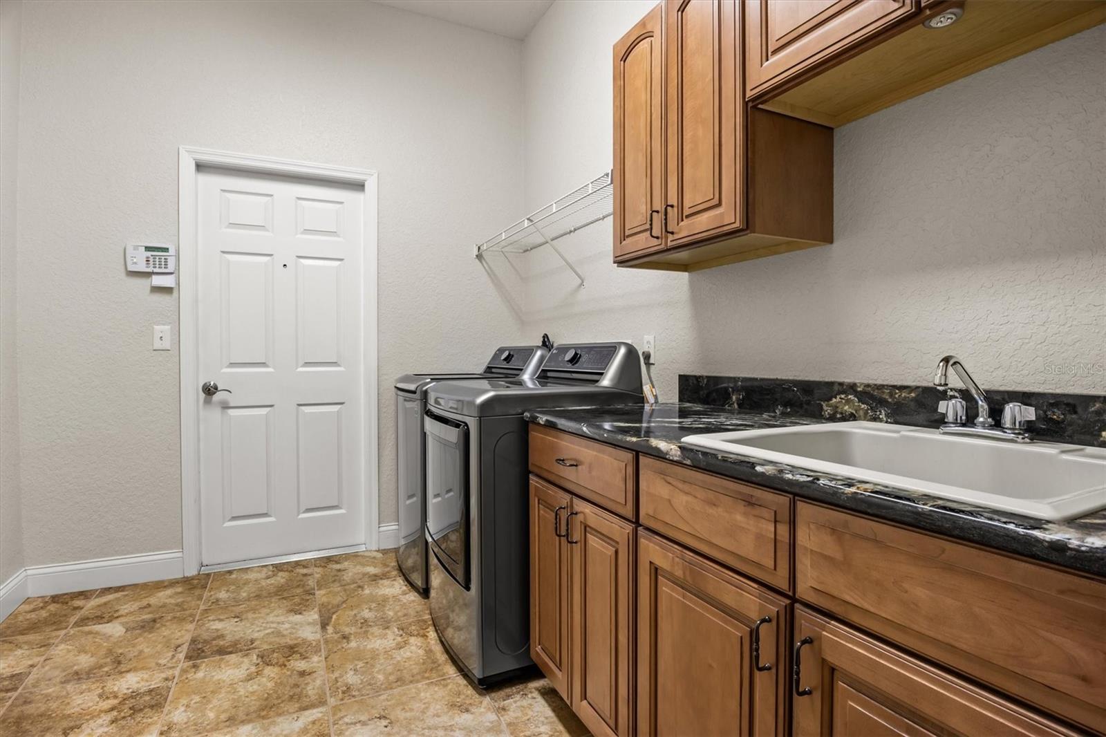 CROOKED LAKE MEADOWS - Residential