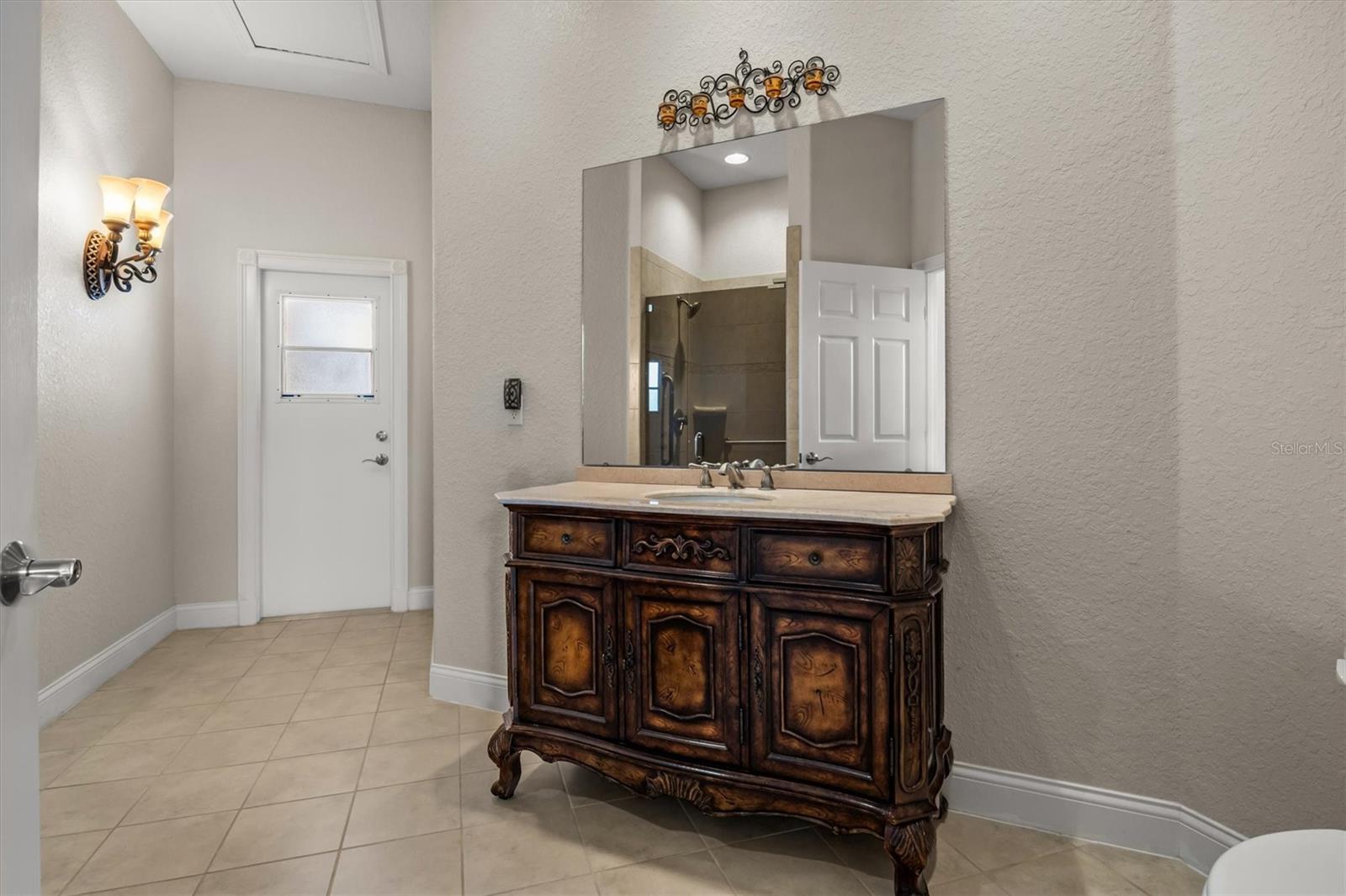 CROOKED LAKE MEADOWS - Residential