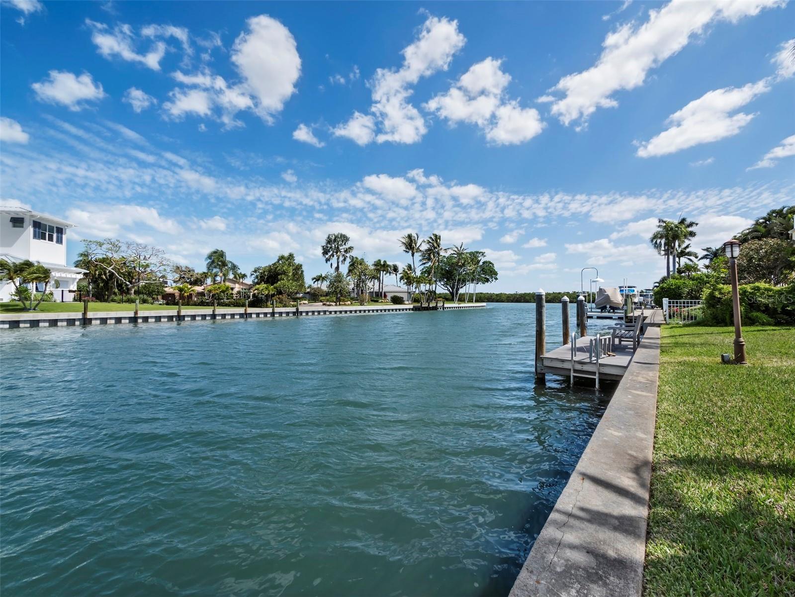 EMERALD HARBOR - Residential