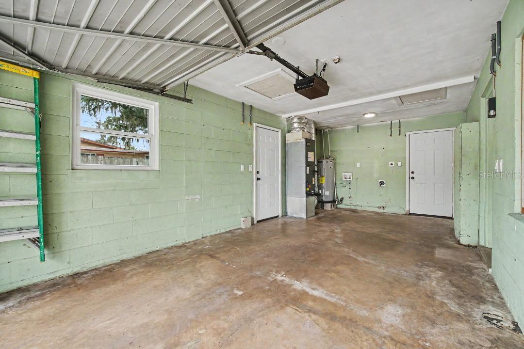 LONGWOOD - Residential