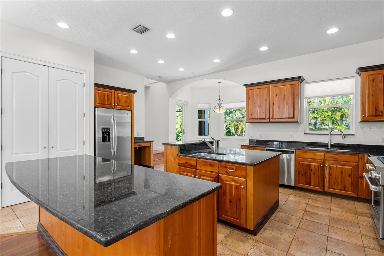 SUNSET PARK - Residential