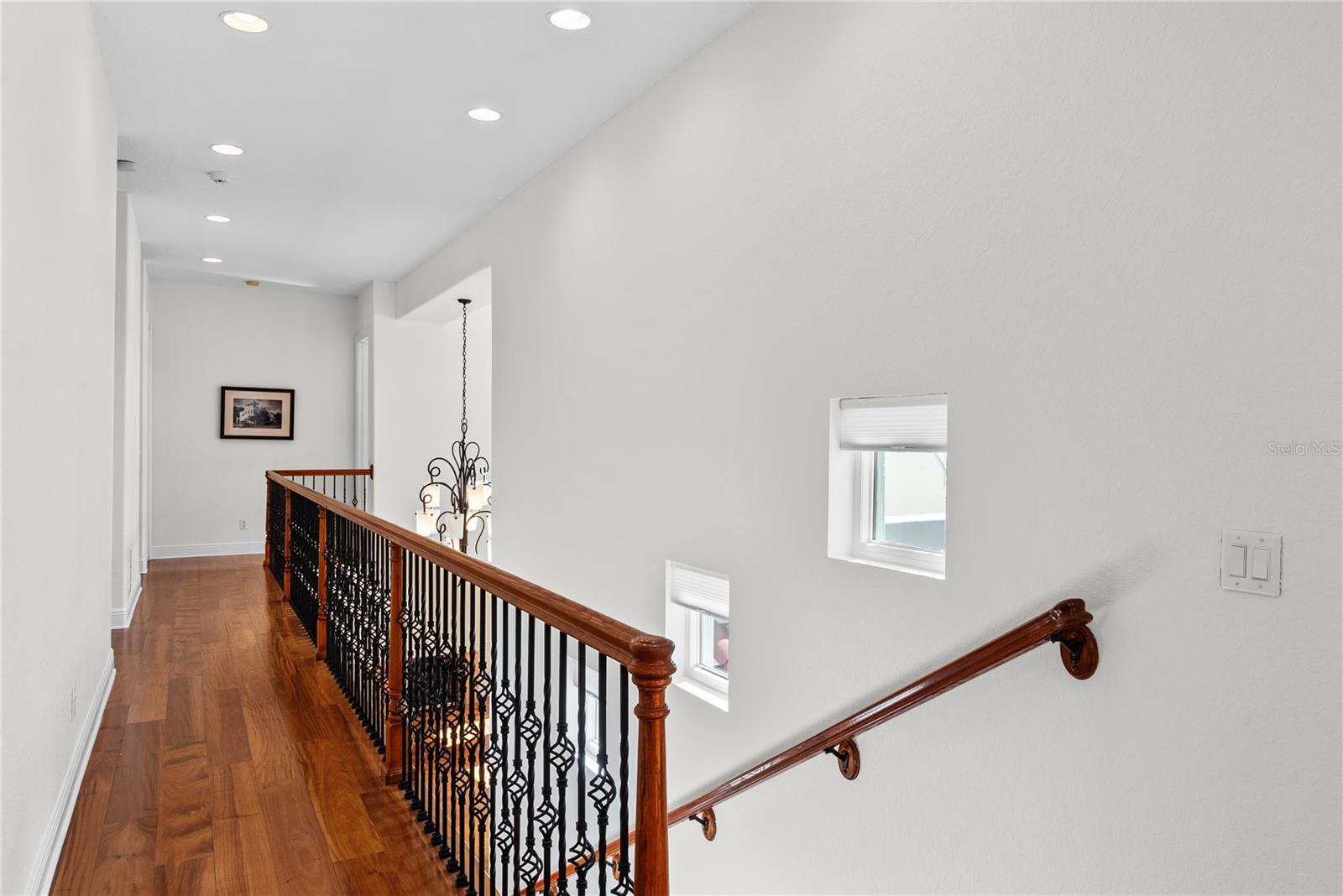 SUNSET PARK - Residential