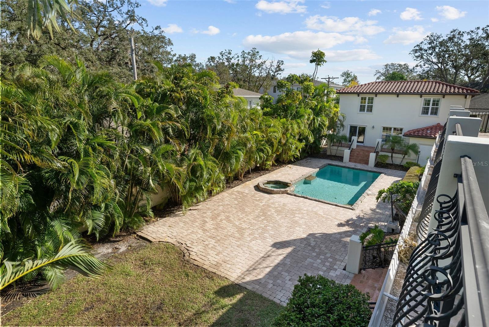 SUNSET PARK - Residential