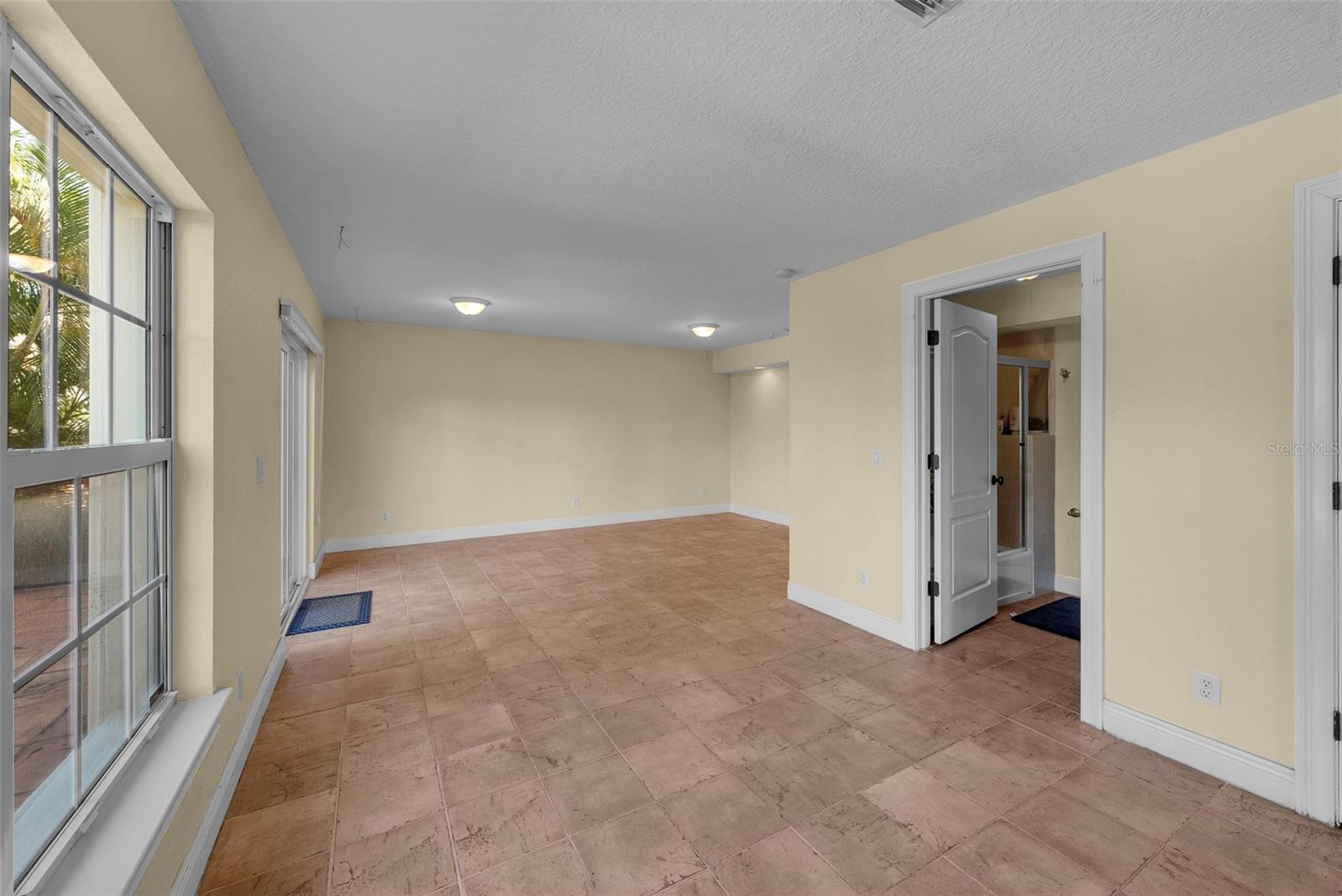 SUNSET PARK - Residential