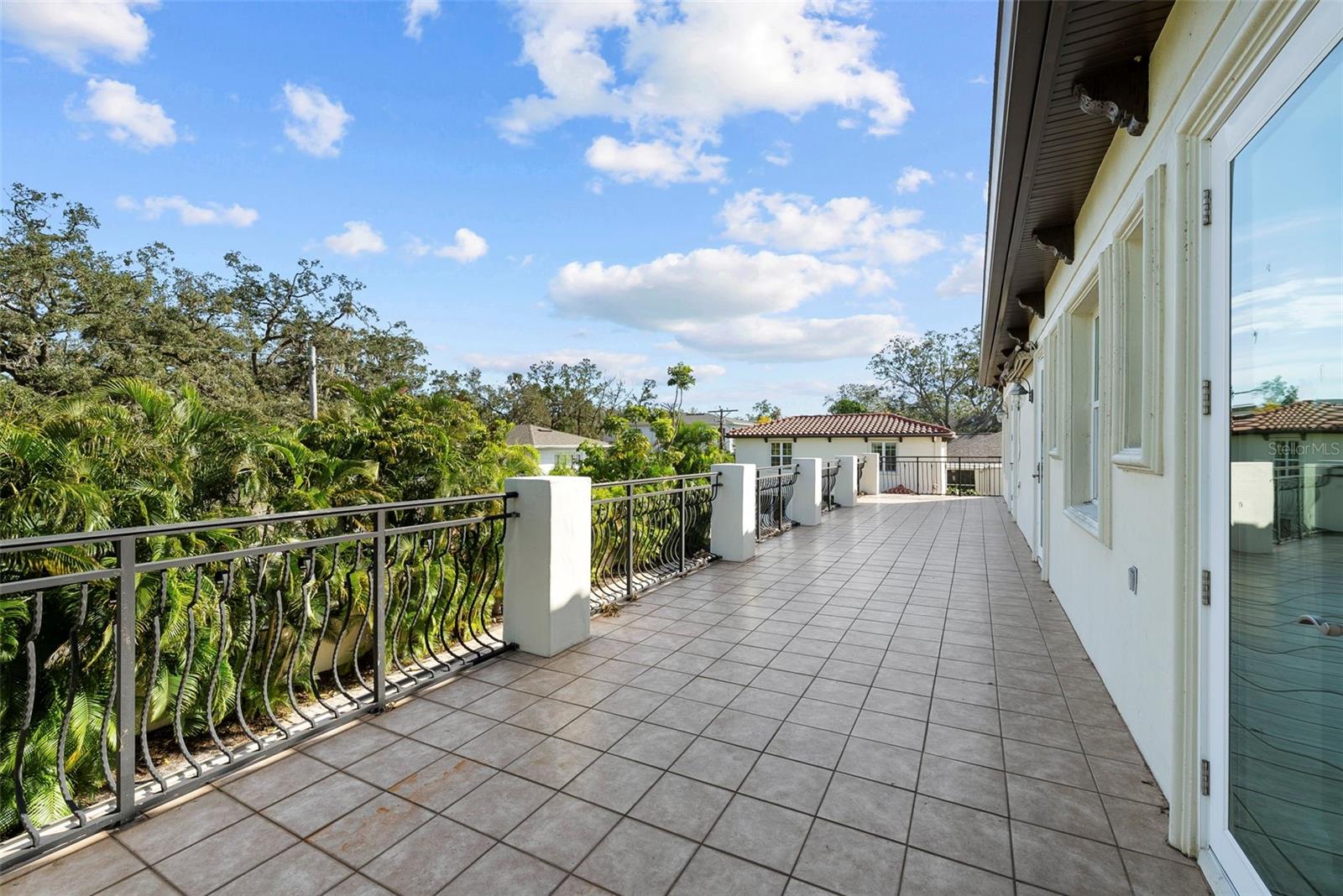 SUNSET PARK - Residential
