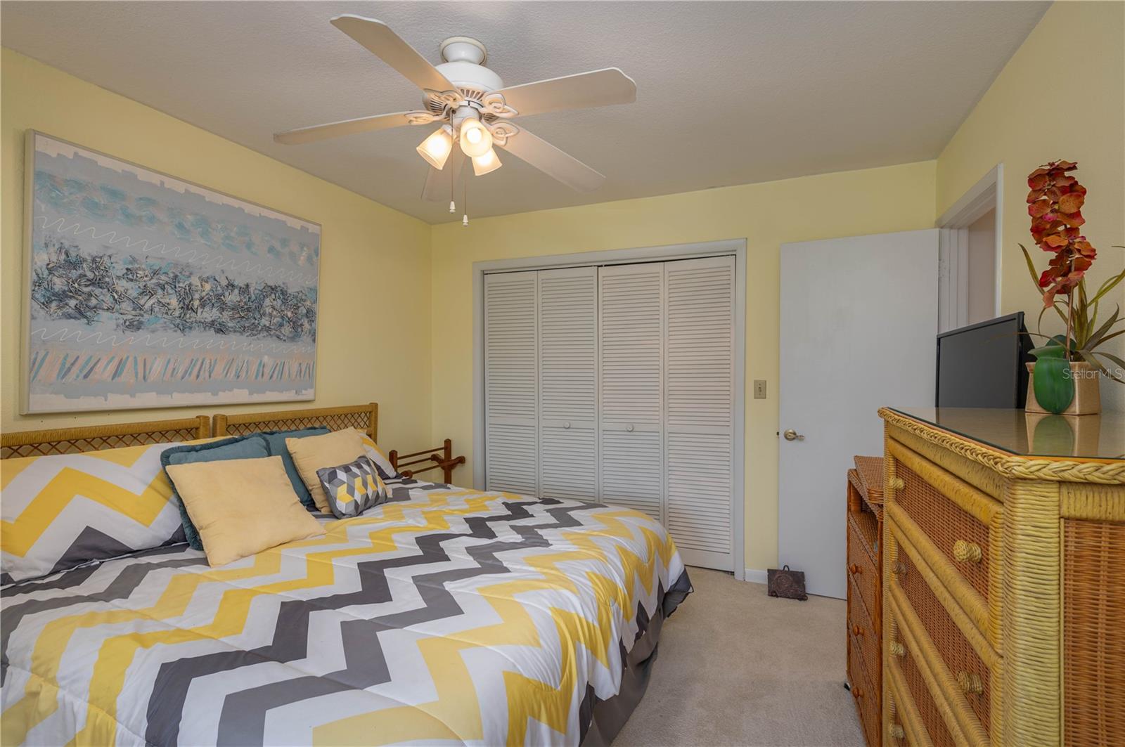COUNTRY CLUB VILLAGE CONDO - Residential