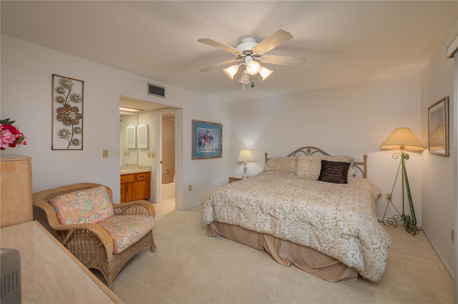 COUNTRY CLUB VILLAGE CONDO - Residential