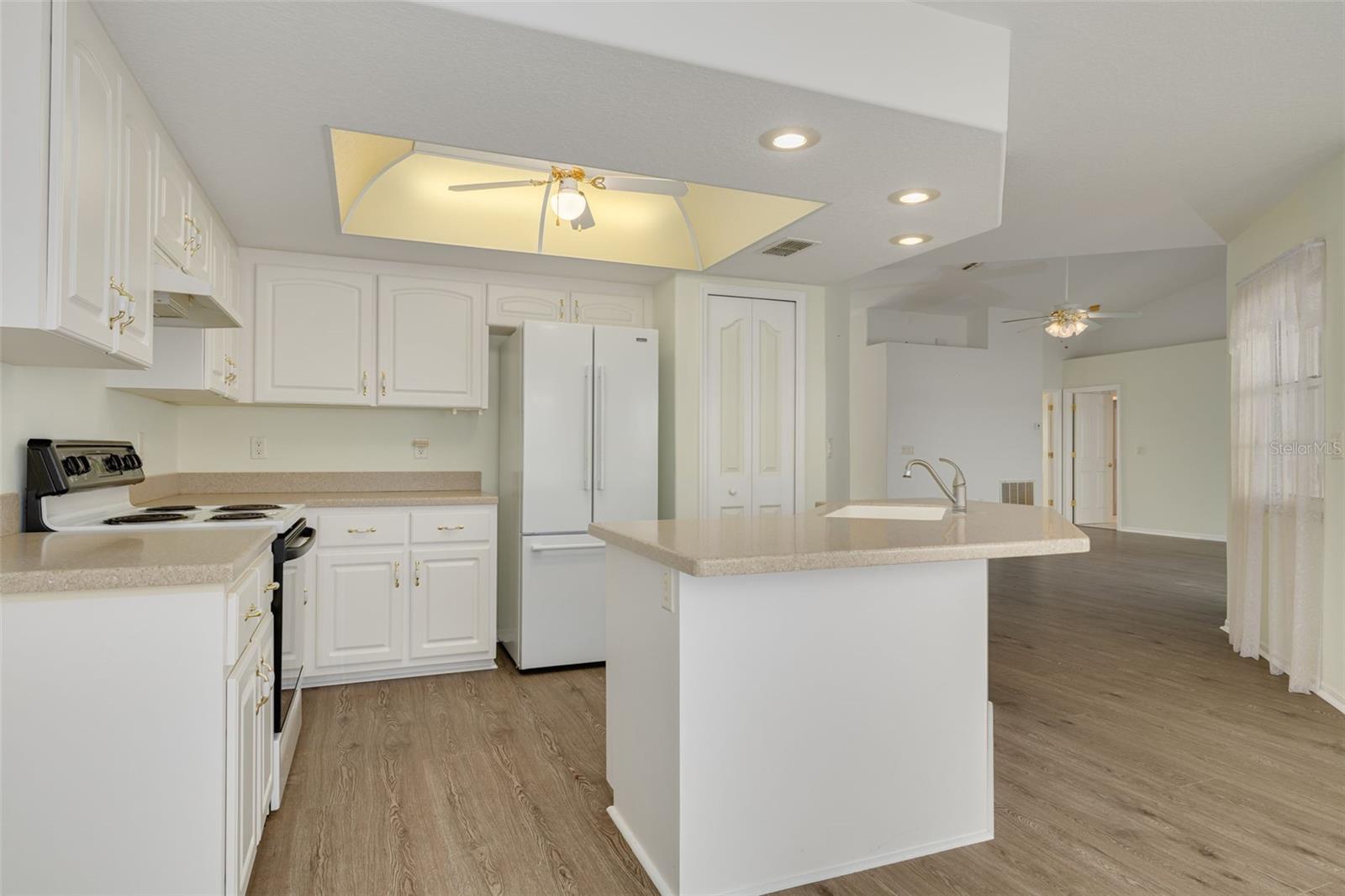 WEST PORT SUB - Residential