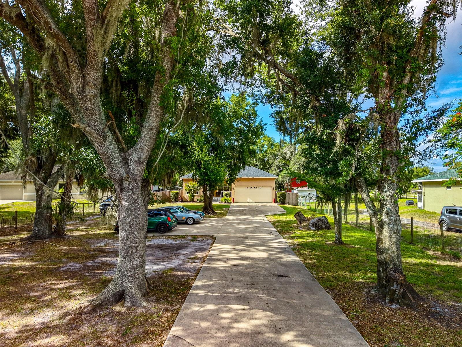 PARRISH WOODS - Residential