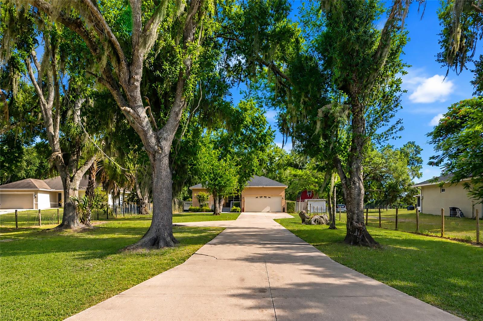 PARRISH WOODS - Residential