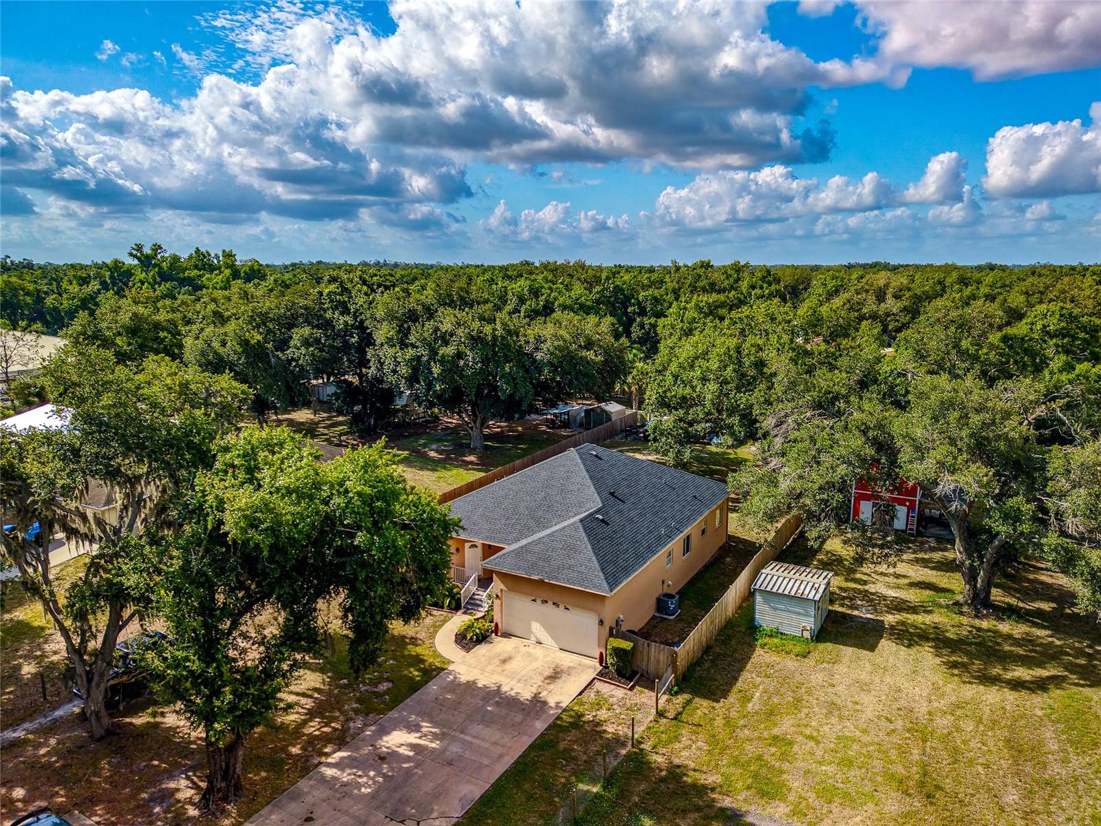PARRISH WOODS - Residential