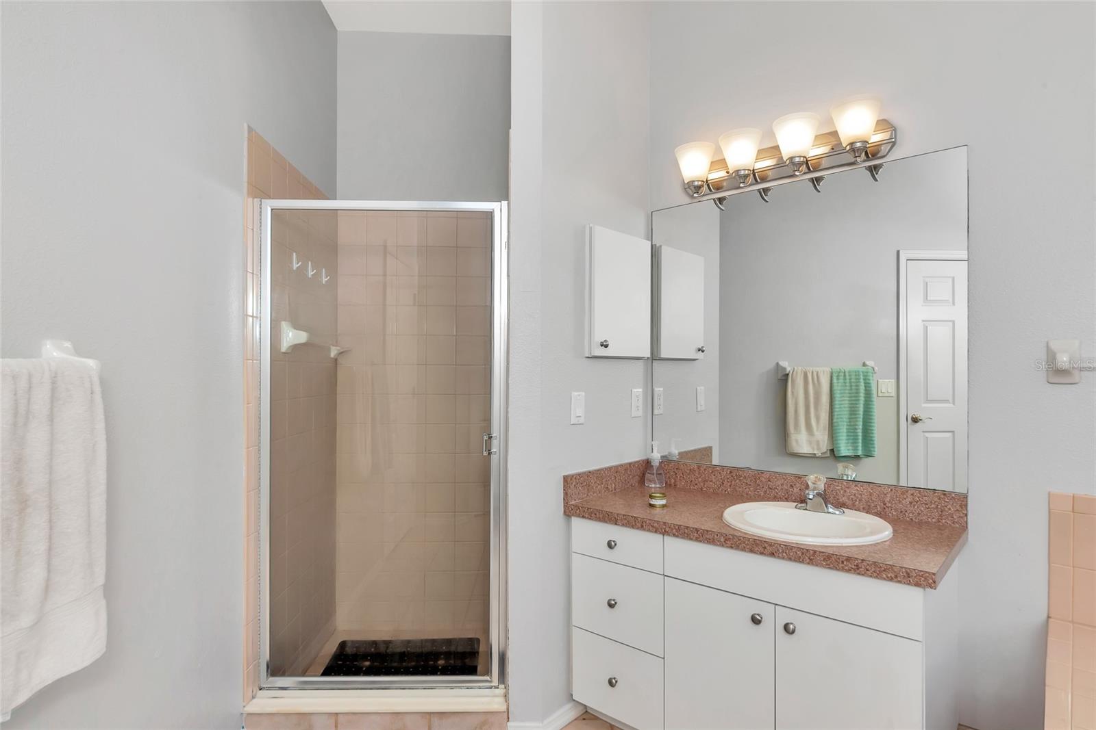 PARRISH WOODS - Residential