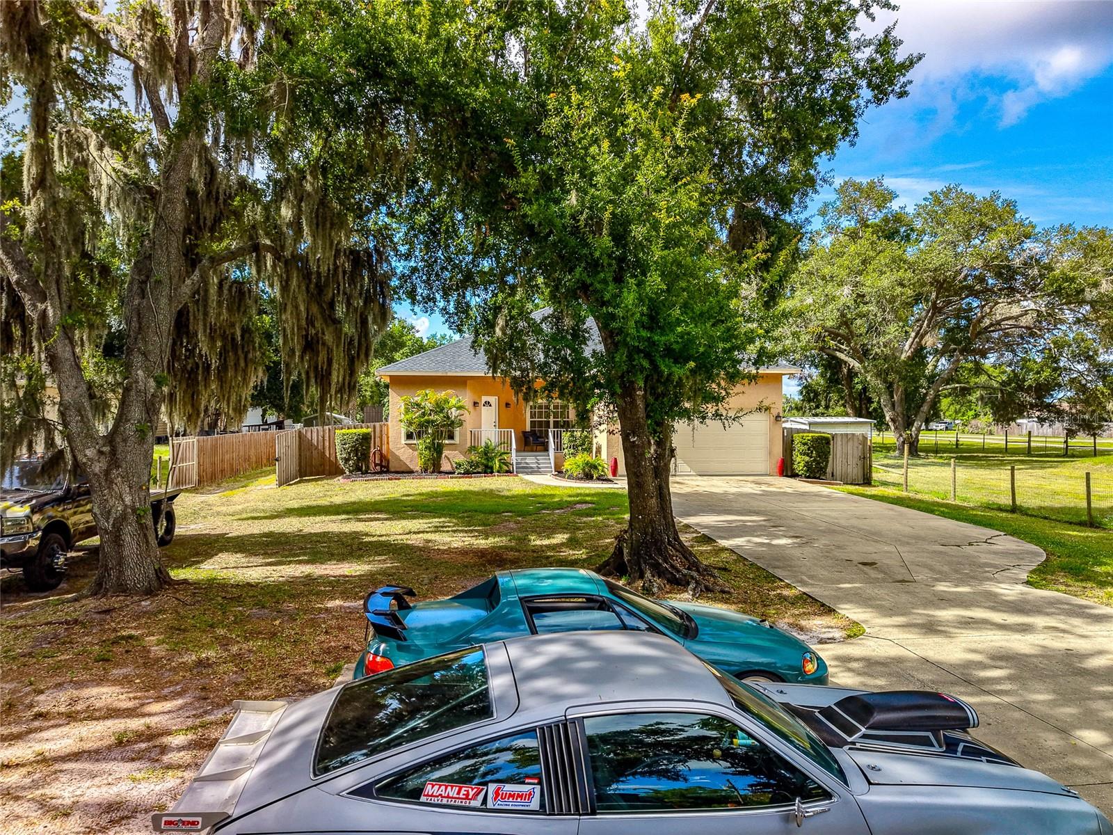 PARRISH WOODS - Residential