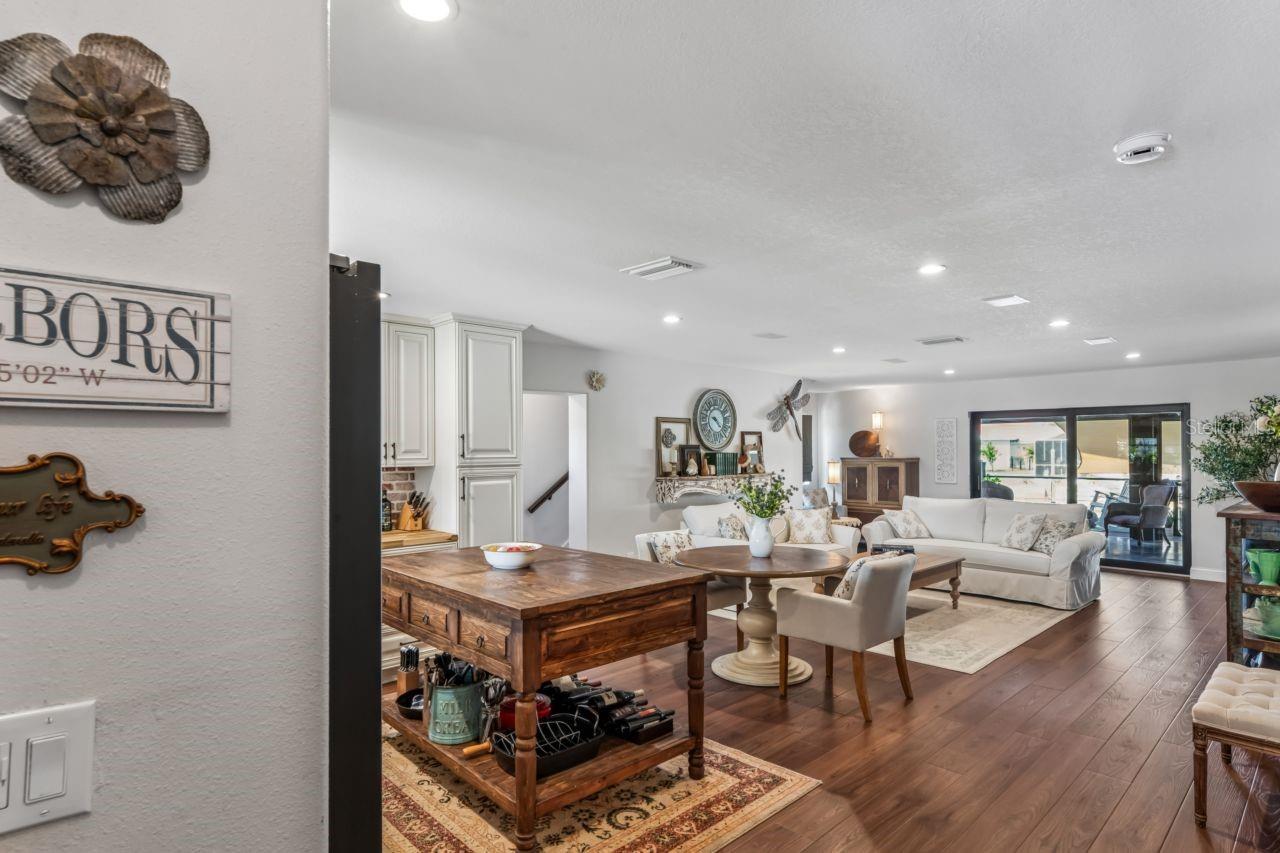 FLOR A MAR - Residential