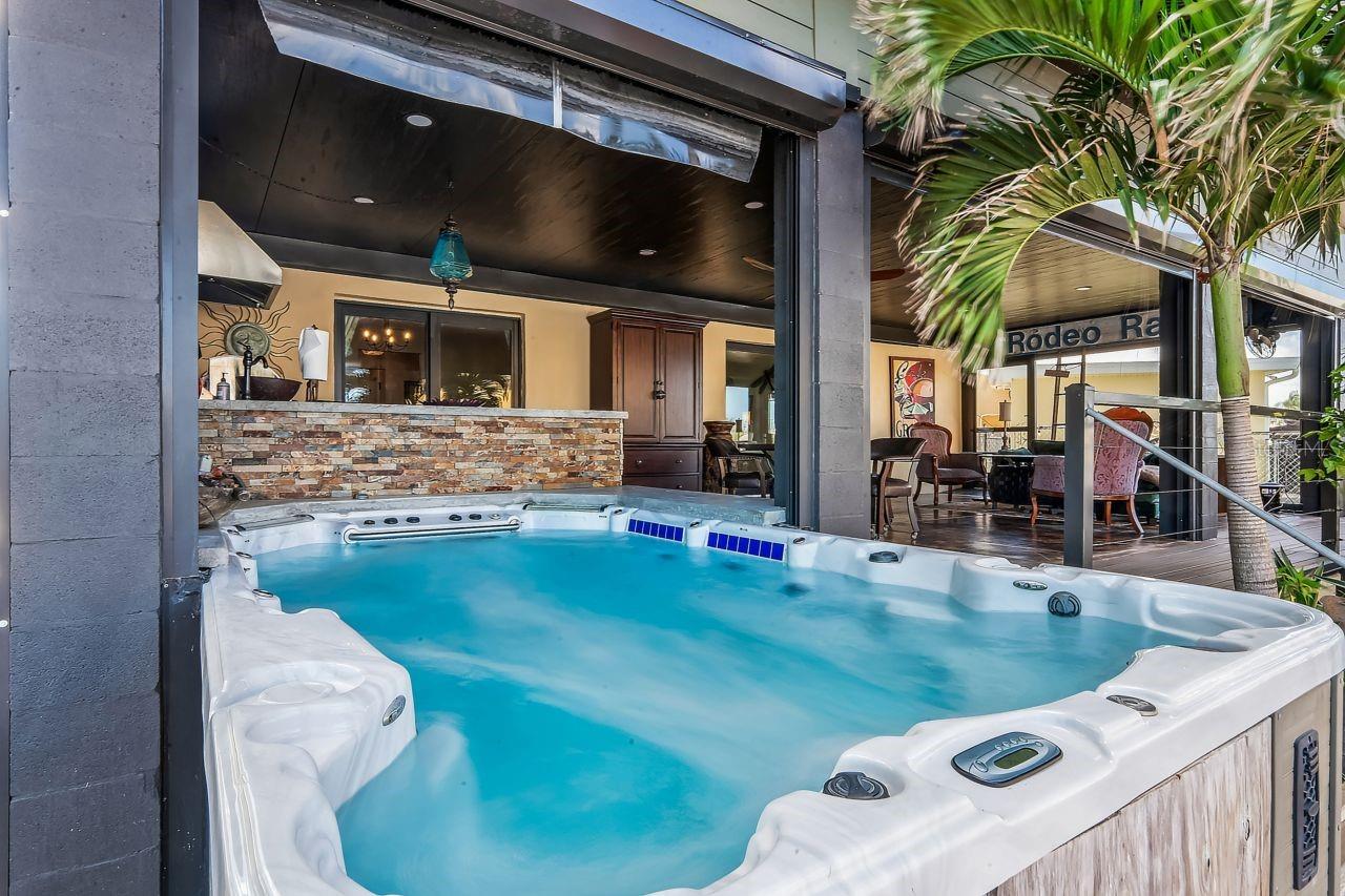 FLOR A MAR - Residential