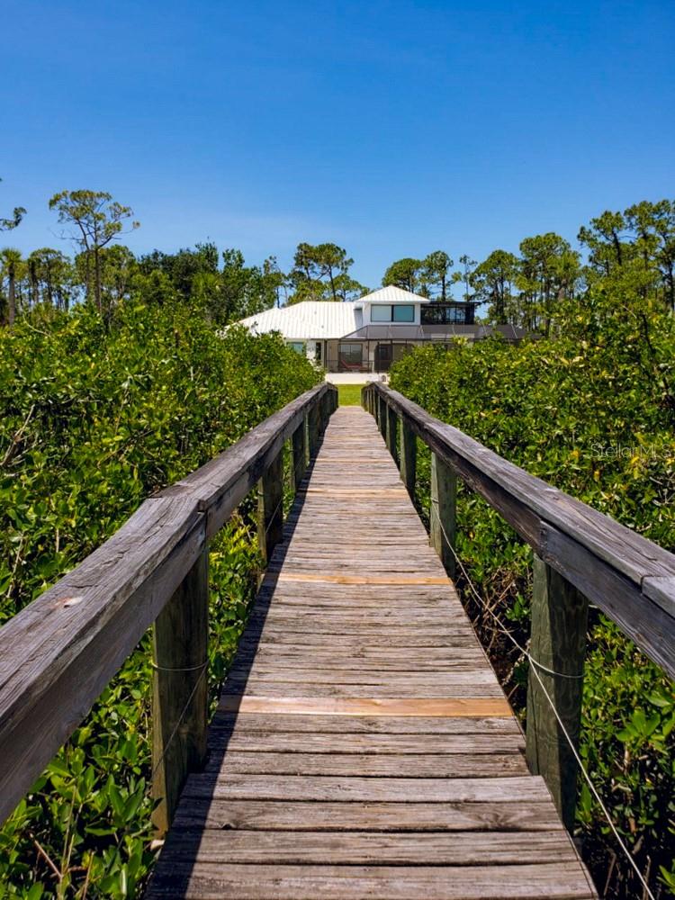 MYAKKA COUNTRY - Residential