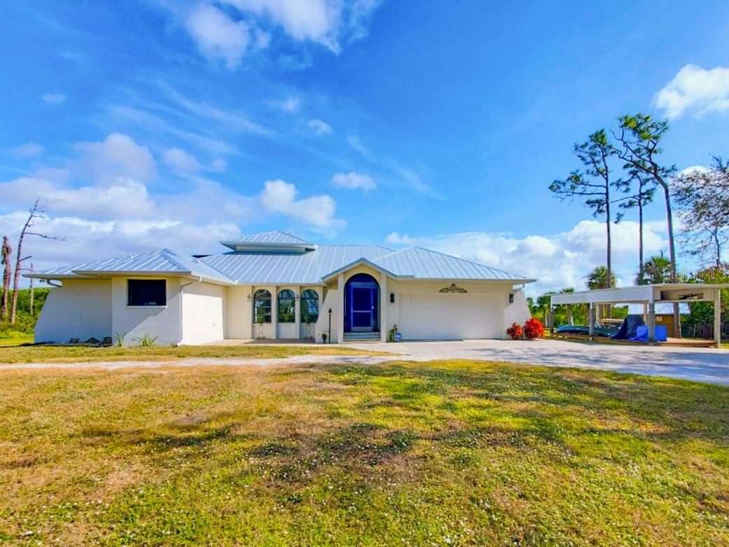 MYAKKA COUNTRY - Residential