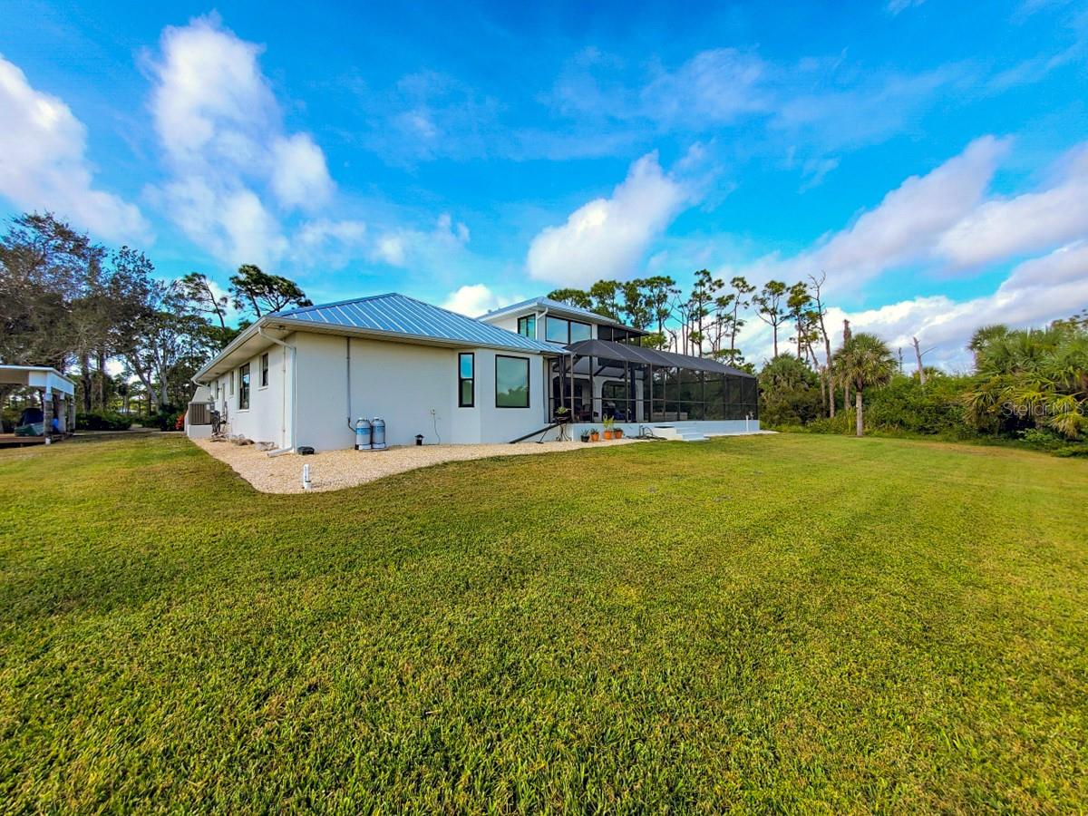 MYAKKA COUNTRY - Residential