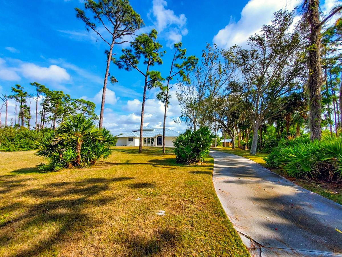 MYAKKA COUNTRY - Residential