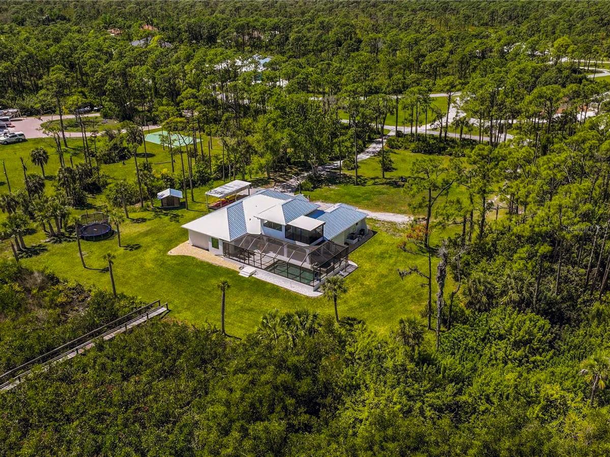 MYAKKA COUNTRY - Residential
