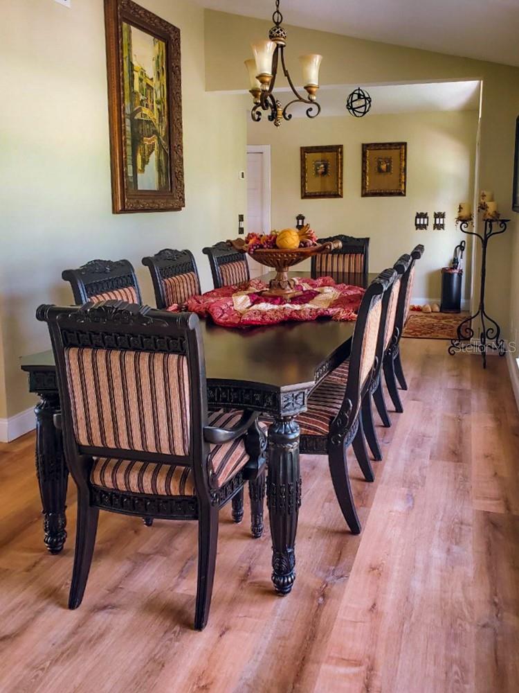 MYAKKA COUNTRY - Residential