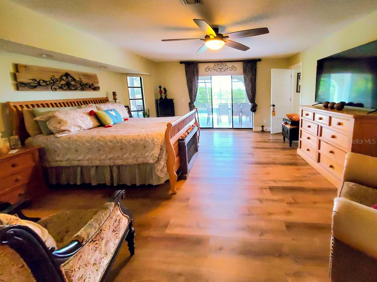 MYAKKA COUNTRY - Residential