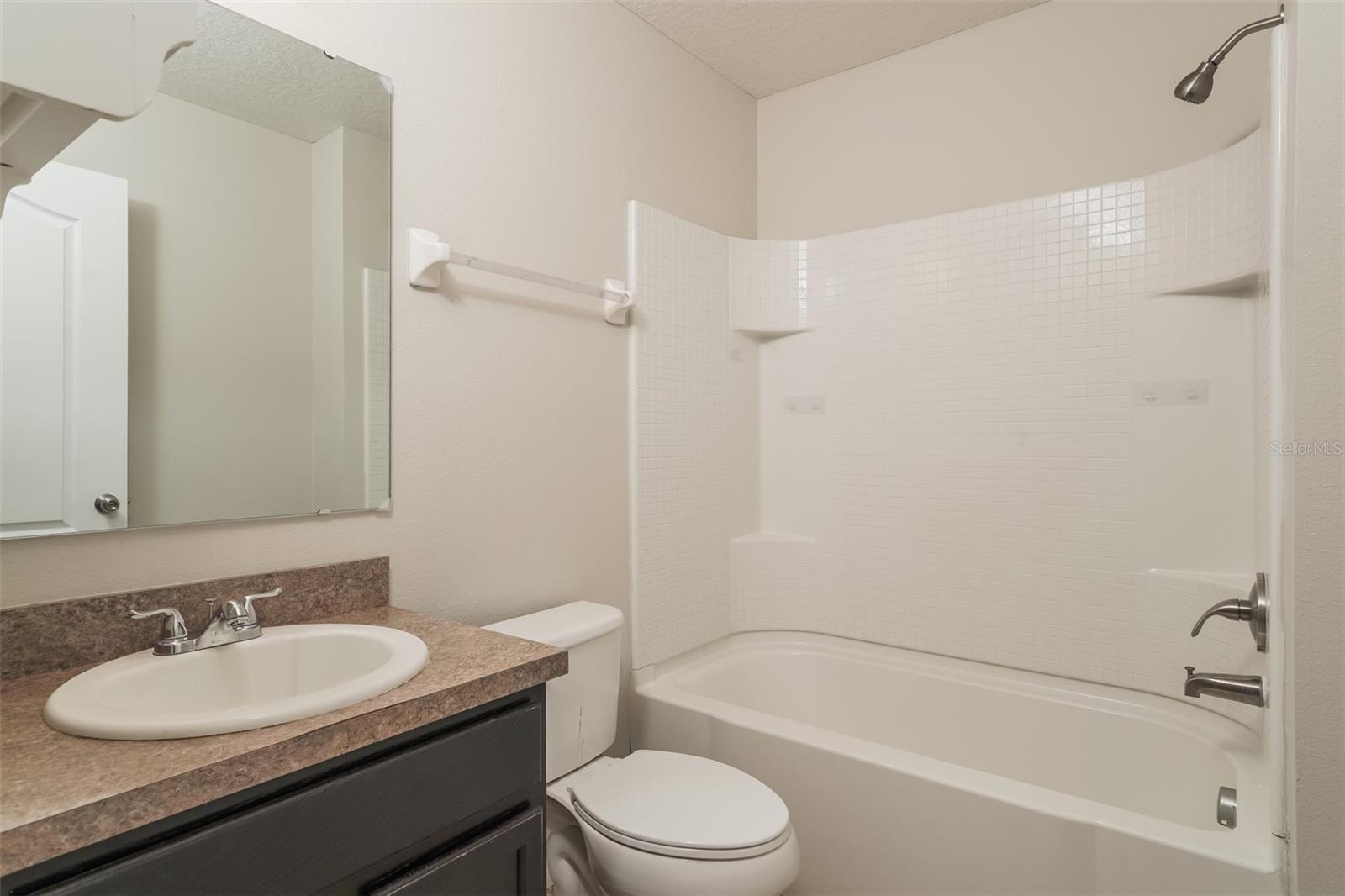 GLENBROOK CHASE - Residential