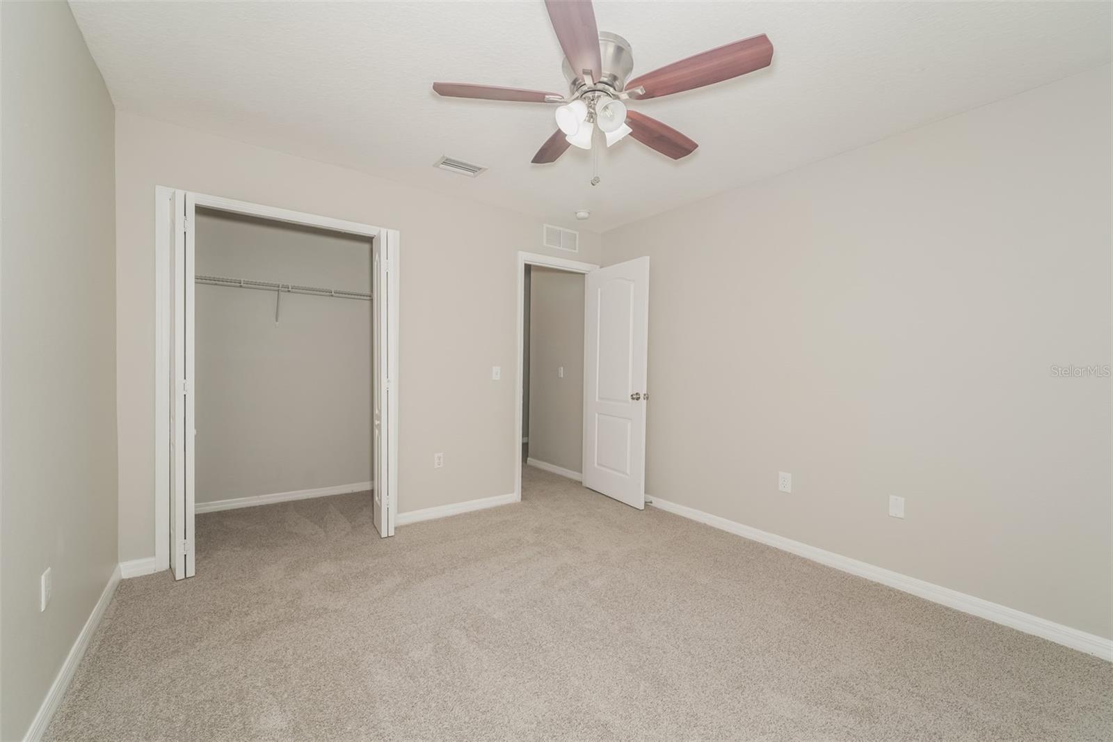 GLENBROOK CHASE - Residential