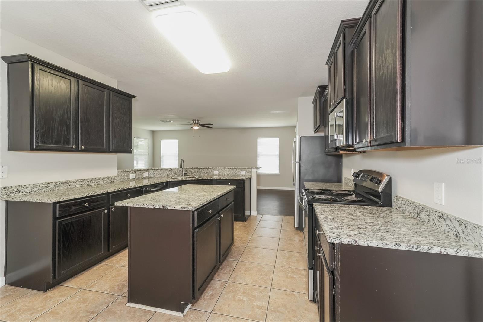 GLENBROOK CHASE - Residential