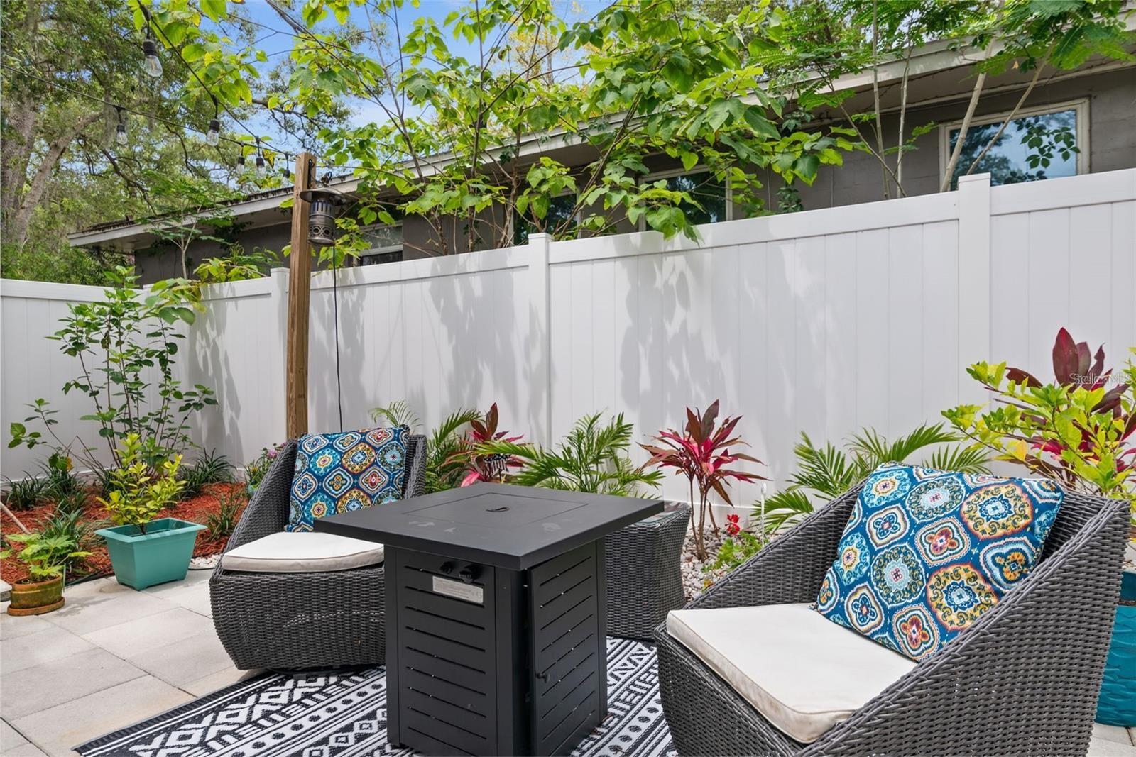 ROOSEVELT GROVES - Residential