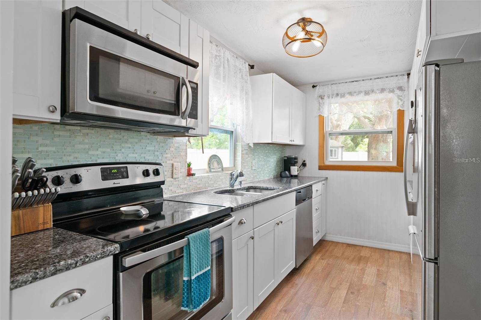 ROOSEVELT GROVES - Residential