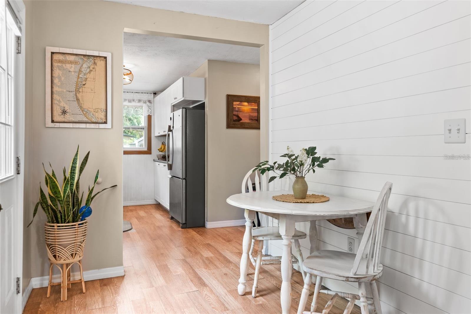 ROOSEVELT GROVES - Residential