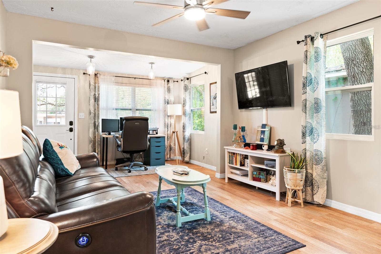 ROOSEVELT GROVES - Residential