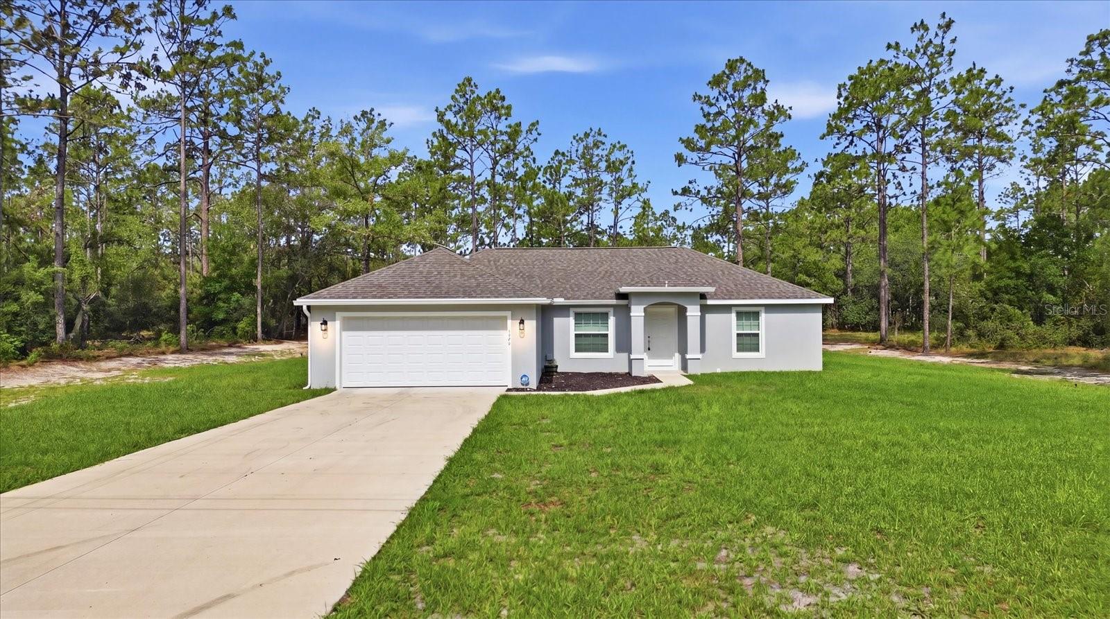 RAINBOW LAKES ESTATE - Residential