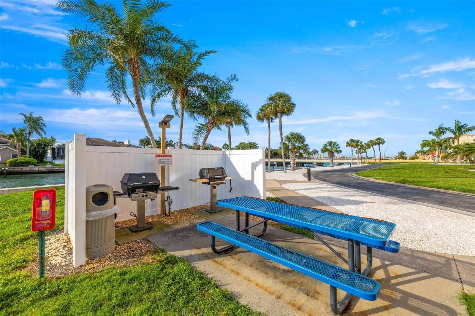 BAYWAY ISLES POINT BRITTANY SIX - Residential