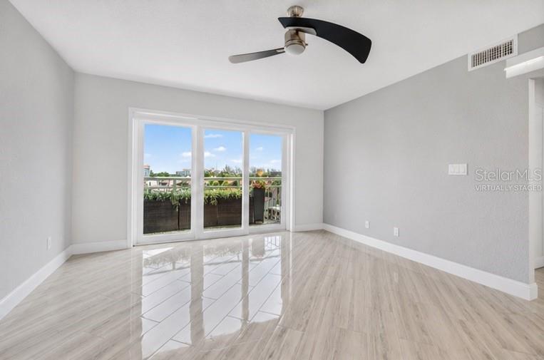 BAYWAY ISLES POINT BRITTANY SIX - Residential