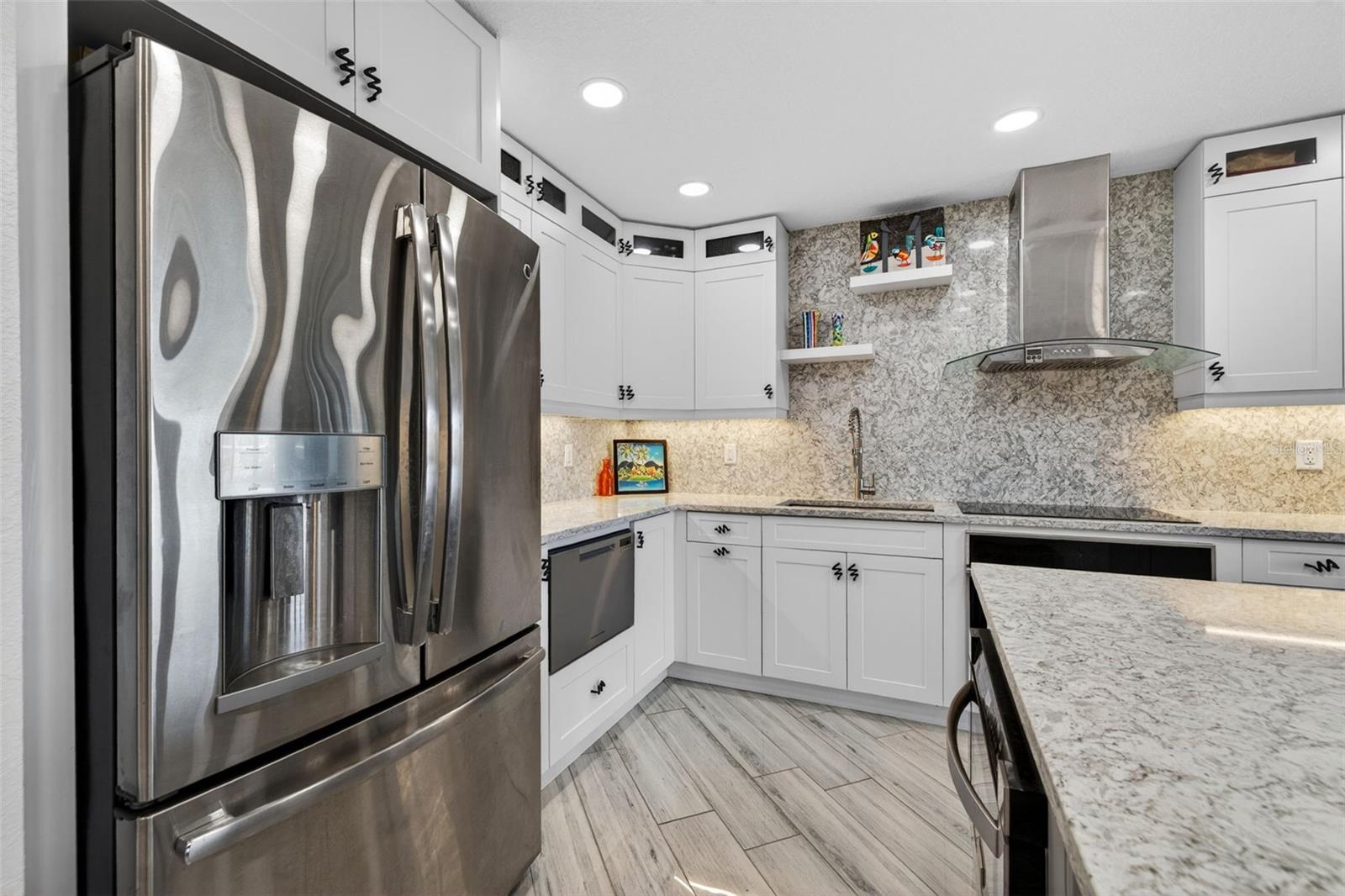 BAYWAY ISLES POINT BRITTANY SIX - Residential